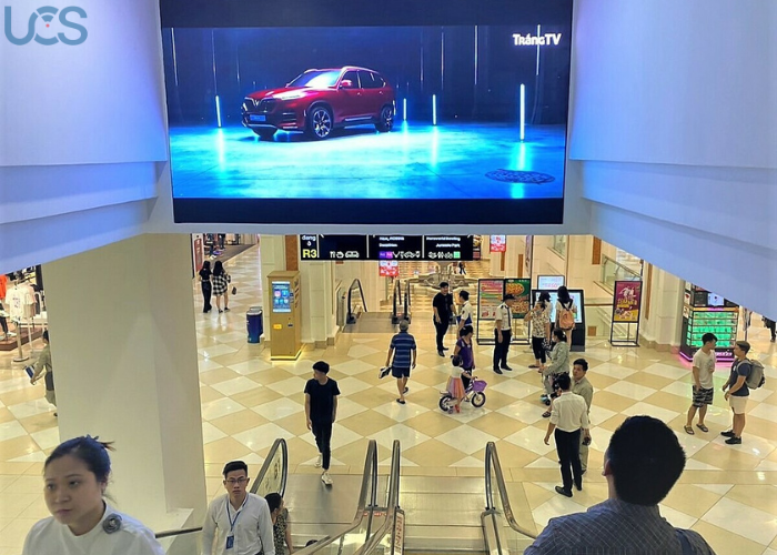 màn hình quảng cáo cho TTTM